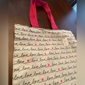 NWT! Beautiful market tote in cotton canvas 🩷